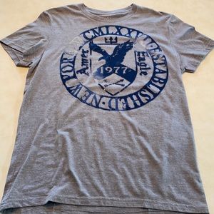 AMERICAN EAGLE shirt sleeve t-shirt